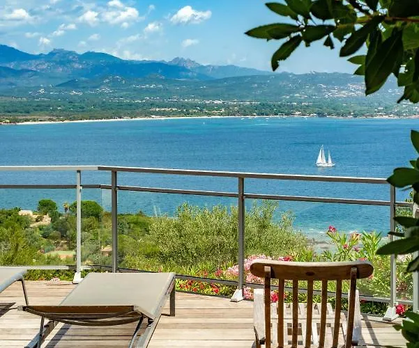 Les Hauts De Pavellone * Porto-Vecchio (Corsica)