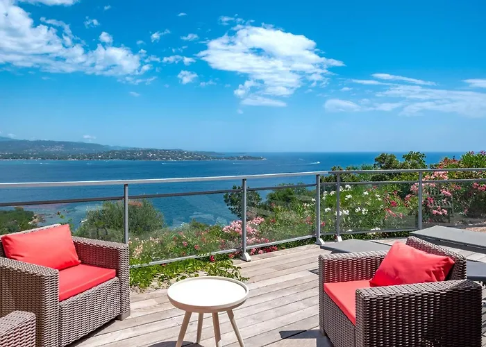 Villa Les Hauts De Pavellone