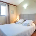 Les Hauts De Pavellone Villa