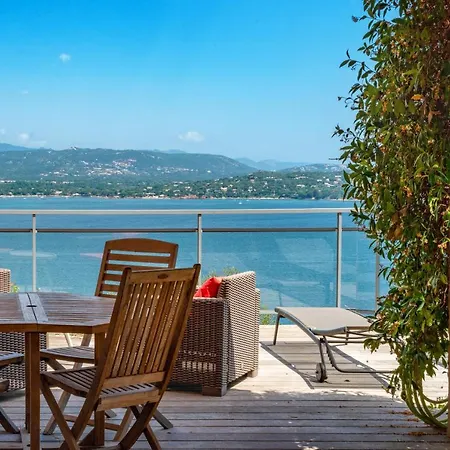 Les Hauts De Pavellone Villa *