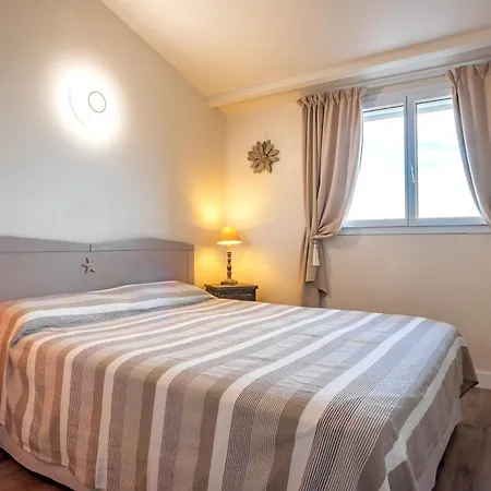 Villa Les Hauts De Pavellone *