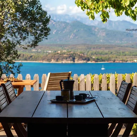 Villa Les Hauts De Pavellone *