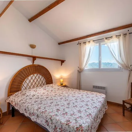 Les Hauts De Pavellone 빌라 *