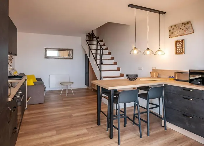 Villa Les Hauts De Pavellone *