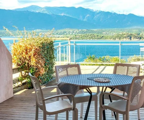 Les Hauts De Pavellone