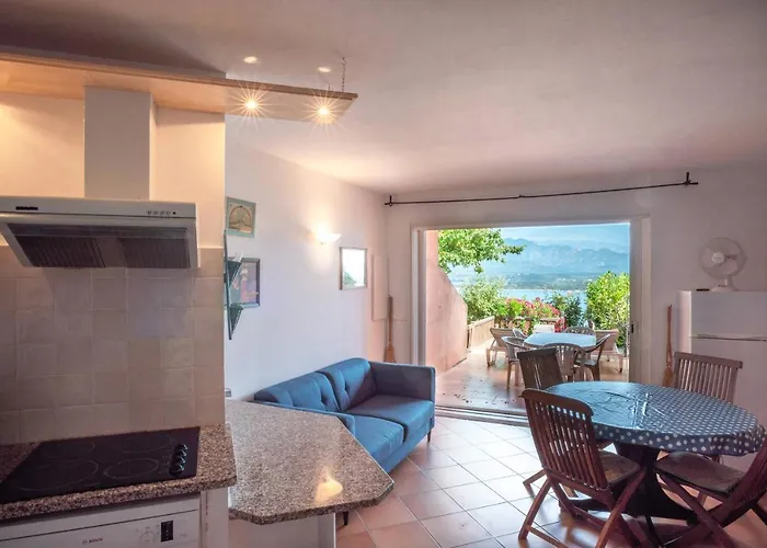 Les Hauts De Pavellone *